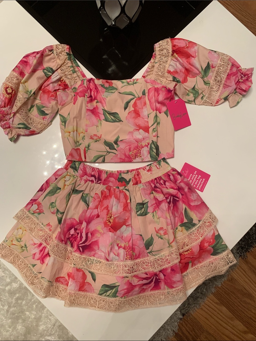 NWT Buddy Love Pink Floral 2Pc Set Lace Trim Skirt /Crop Top Size S/10